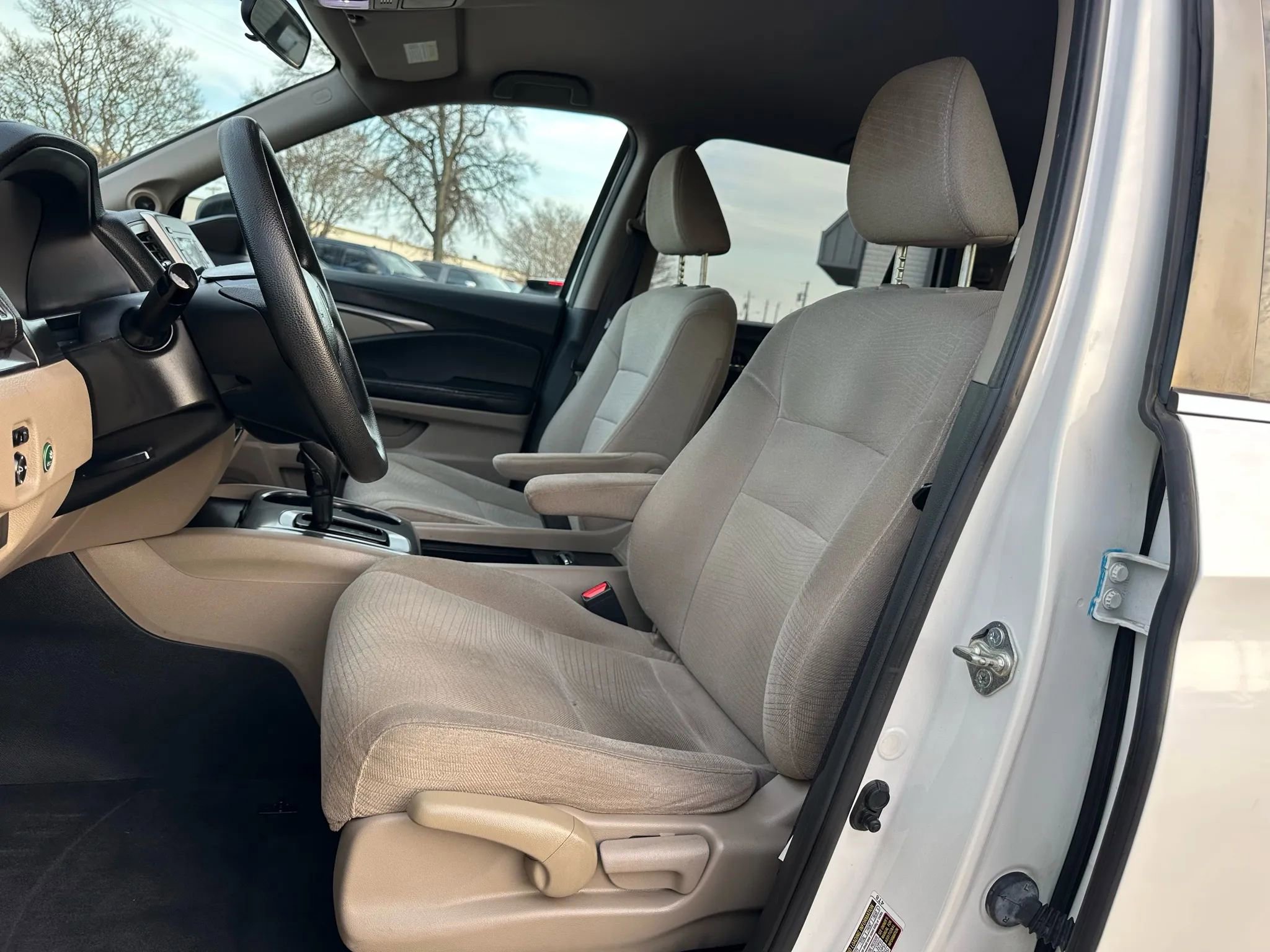 Used 2016 Honda Pilot LX image 14