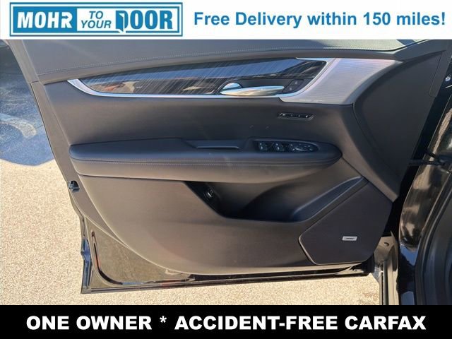Used 2025 Cadillac XT6 Premium Luxury image 10