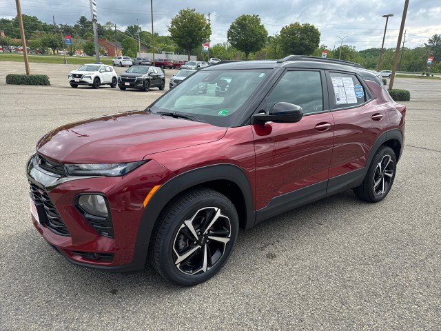 Used 2022 Chevrolet TrailBlazer RS w/ Sun and Liftgate Package image 1