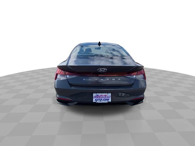 Used 2023 Hyundai Elantra SEL w/ Convenience Package FWD image 9