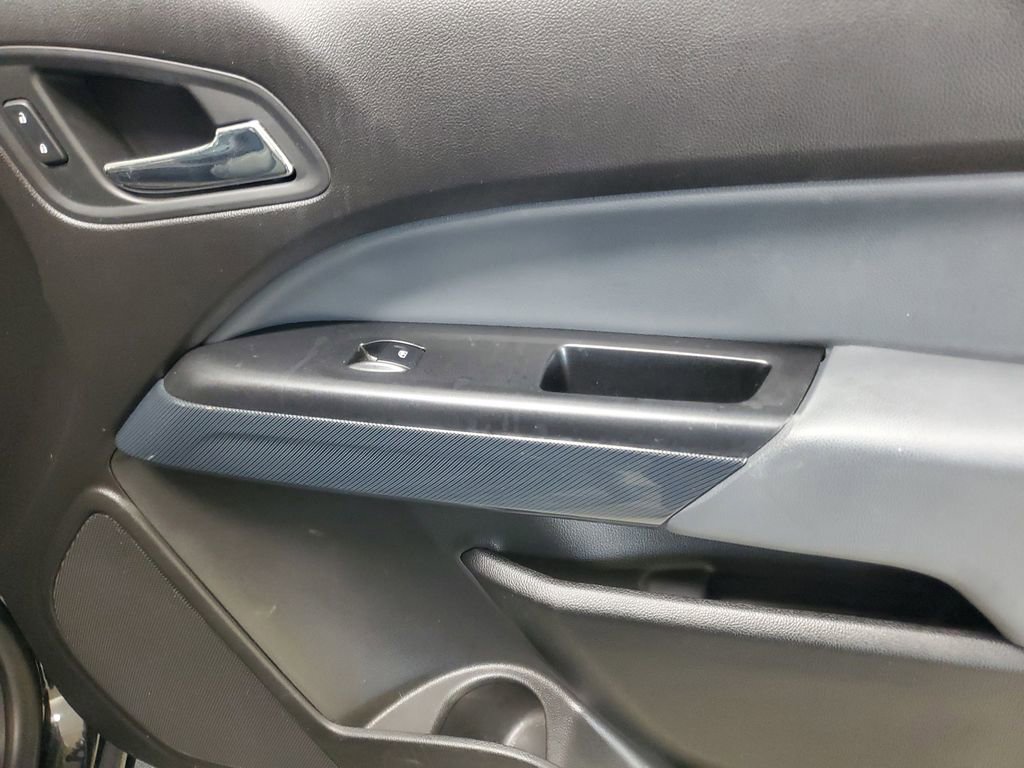 Used 2016 Chevrolet Colorado Z71 image 32