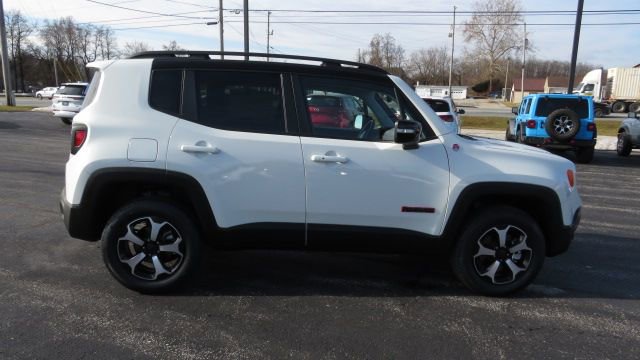Used 2022 Jeep Renegade Trailhawk image 9