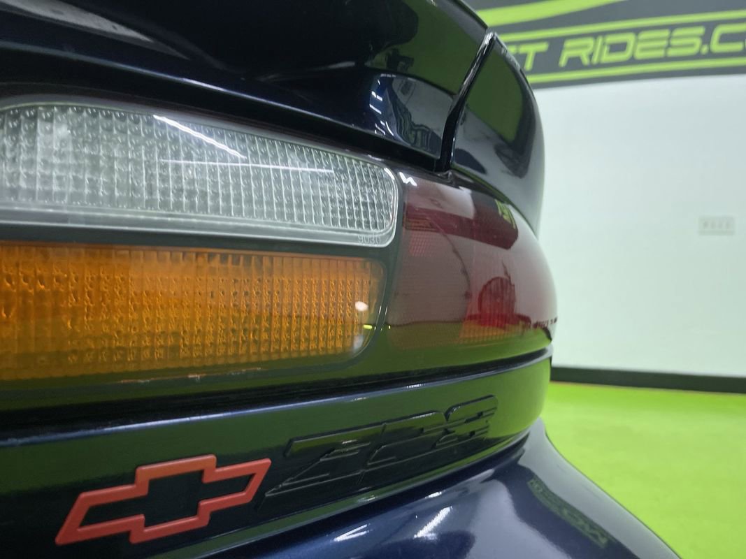 Used 2002 Chevrolet Camaro Z28 image 14