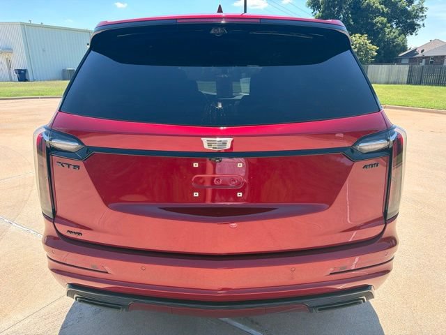 Certified 2023 Cadillac XT6 Sport w/ LPO, ONYX Package AWD/4WD image 4