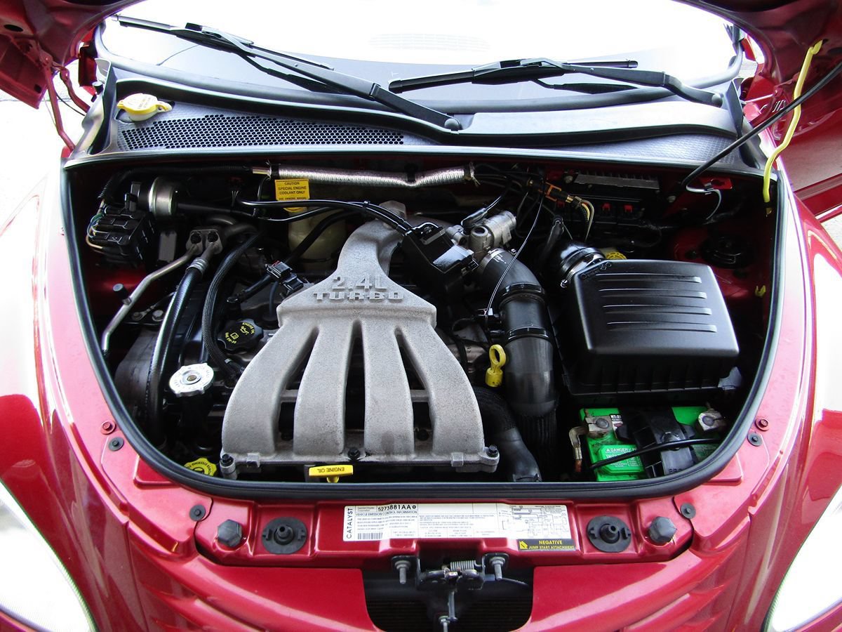 Used 2005 Chrysler PT Cruiser Touring FWD image 30