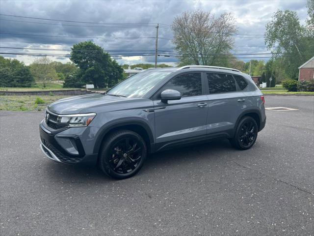 Certified 2022 Volkswagen Taos SE w/ IQ.Drive SE Package AWD/4WD video 1