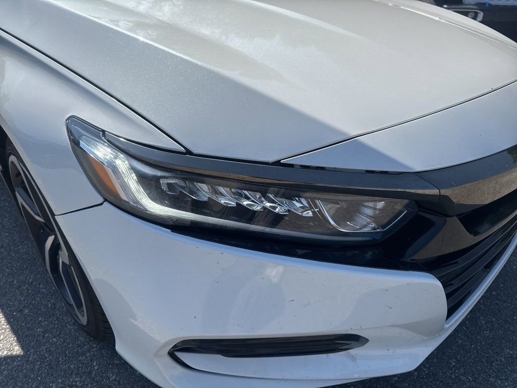 Used 2018 Honda Accord Sport image 7