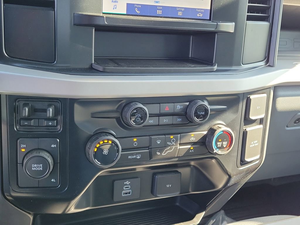 New 2025 Ford F350 XL w/ XL Chrome Package image 26