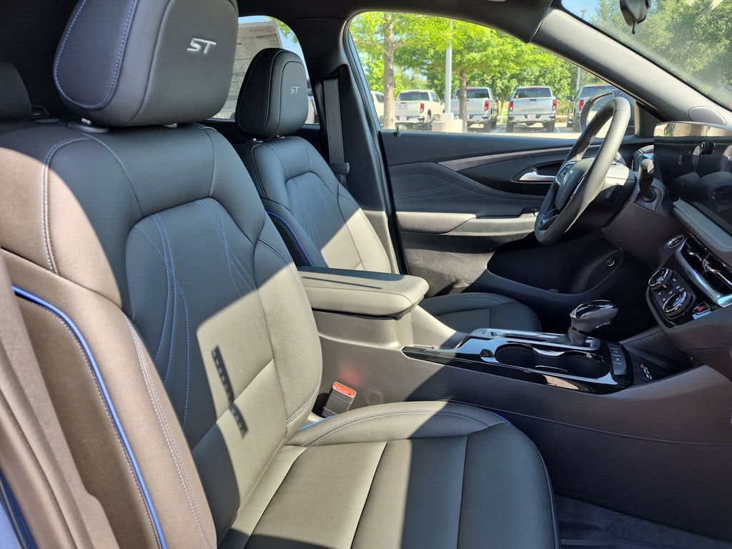 New 2026 Buick Envista Sport Touring w/ Convenience I Package FWD image 38