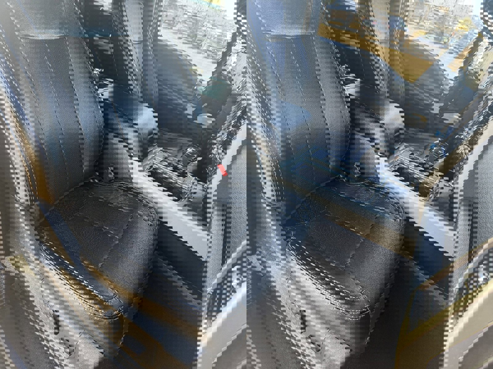 Used 2020 Ford F150 Lariat image 11