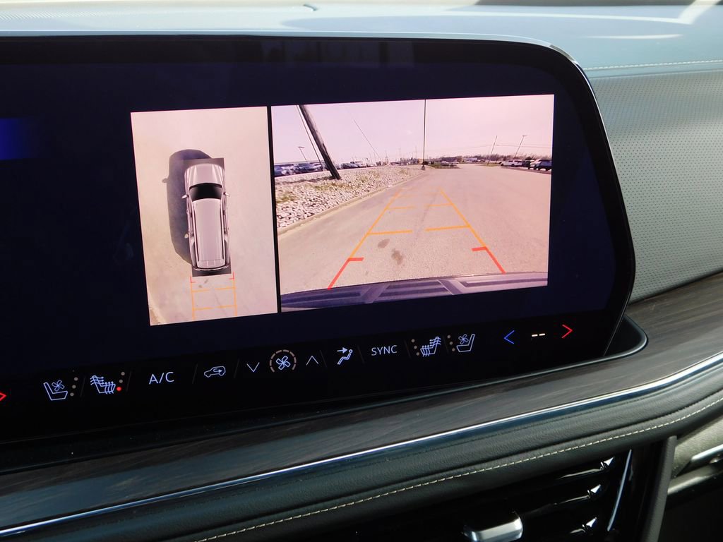 Used 2025 Chevrolet Suburban Premier image 45