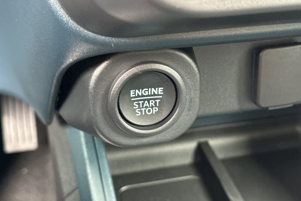 New 2025 Ford Maverick Lobo image 19