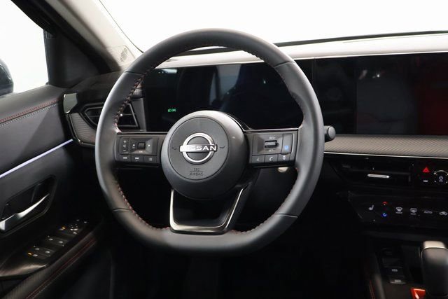 New 2026 Nissan Kicks SR w/ Cold Weather Package FWD image 11