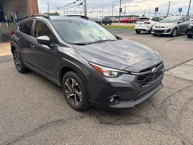 Used 2024 Subaru Crosstrek 2.0i Premium AWD/4WD image 2