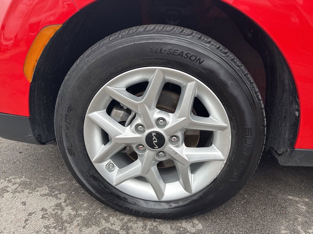 Used 2024 Kia Soul LX w/ Option Group 015 image 31