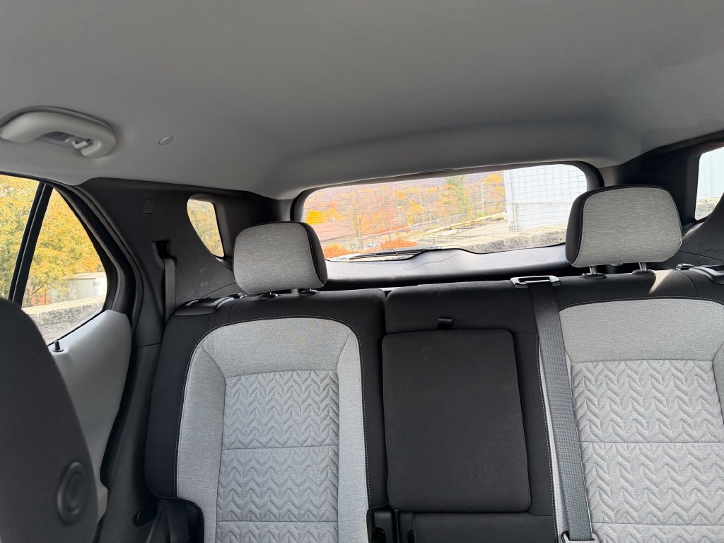 Used 2022 Chevrolet Equinox LS w/ LS Convenience Package AWD/4WD image 19