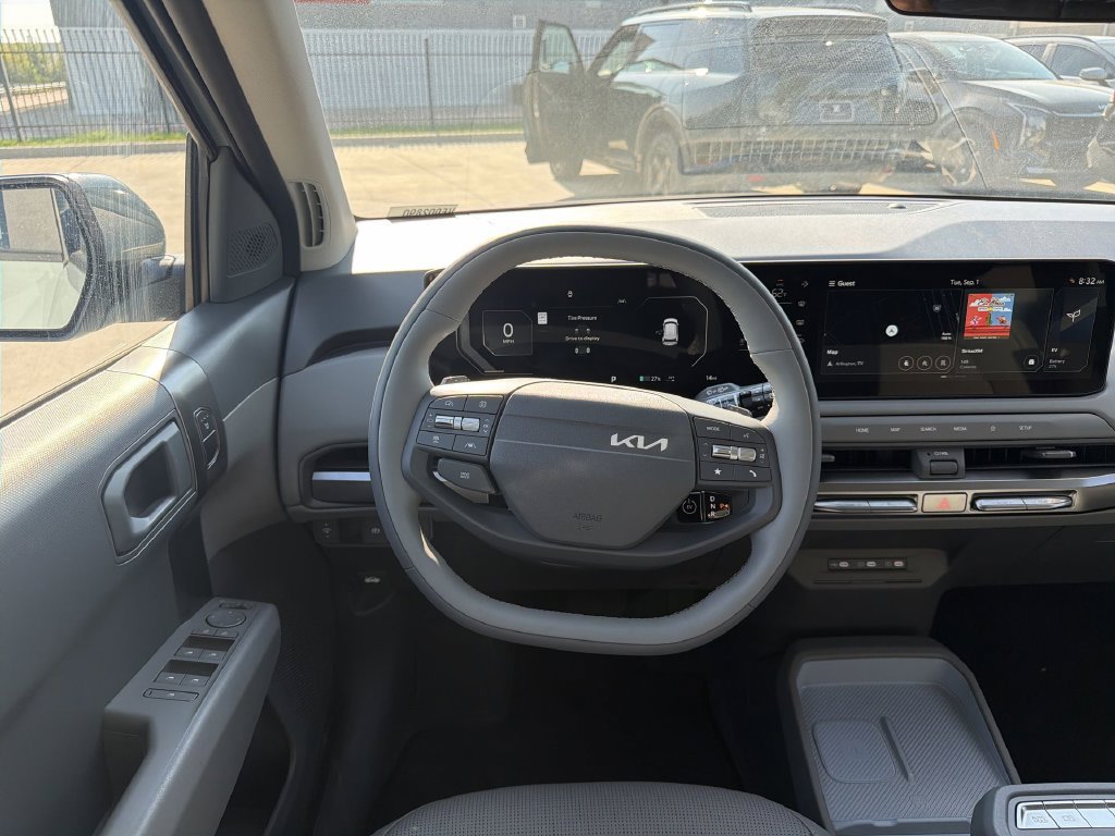 New 2027 Kia EV3 Wind FWD image 12