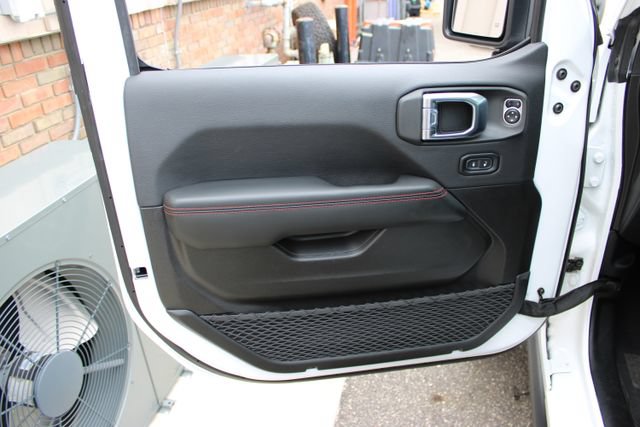 Used 2026 Jeep Gladiator Rubicon AWD/4WD image 13
