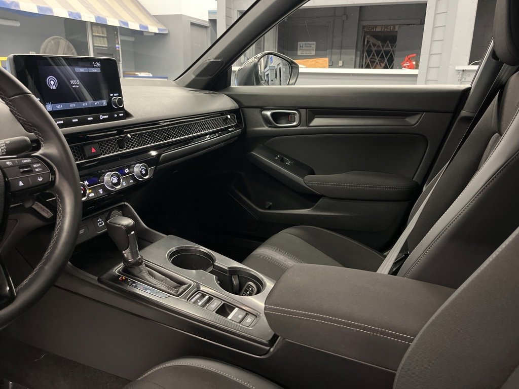 Used 2023 Honda Civic Sport image 13