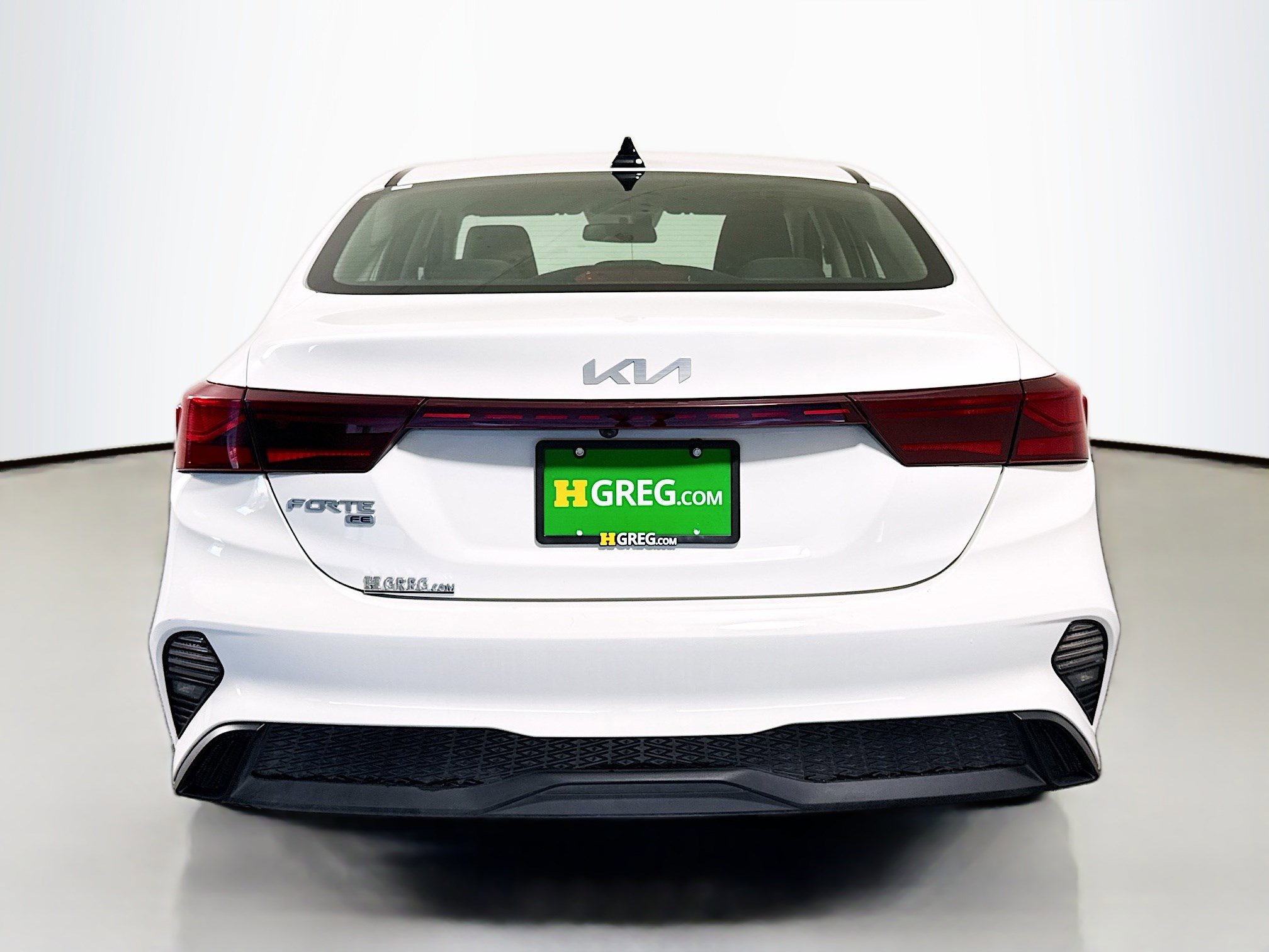 Used 2024 Kia Forte LX FWD image 8