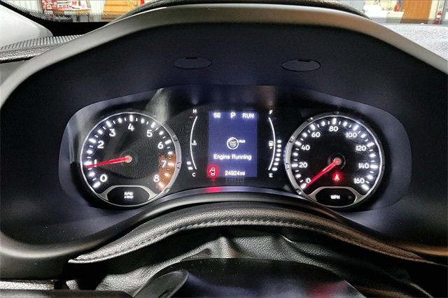 Used 2017 Jeep Renegade Latitude w/ Popular Equipment Group image 22