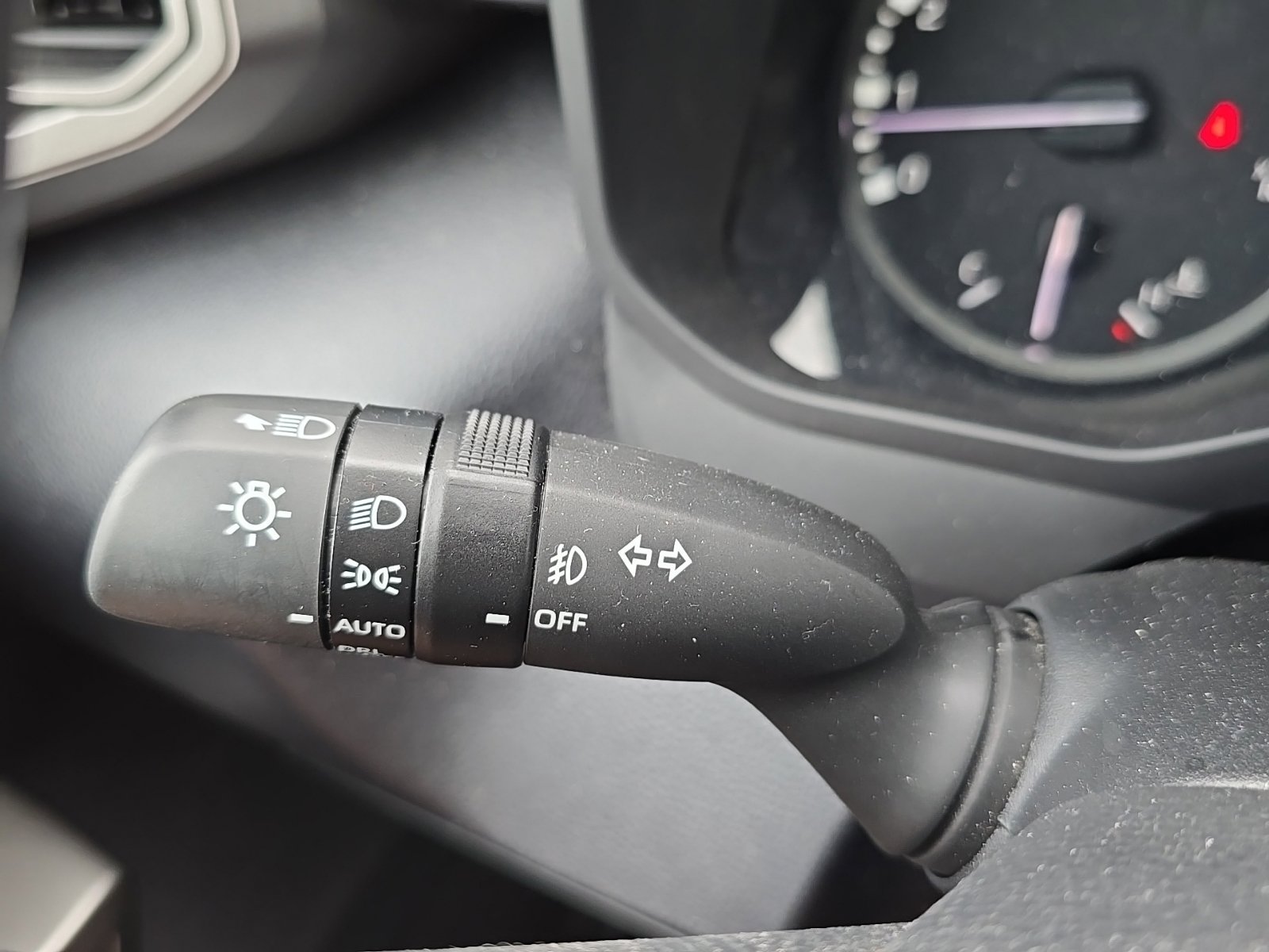 Used 2023 Toyota Tundra SR5 w/ SR5 Convenience Package AWD/4WD image 21