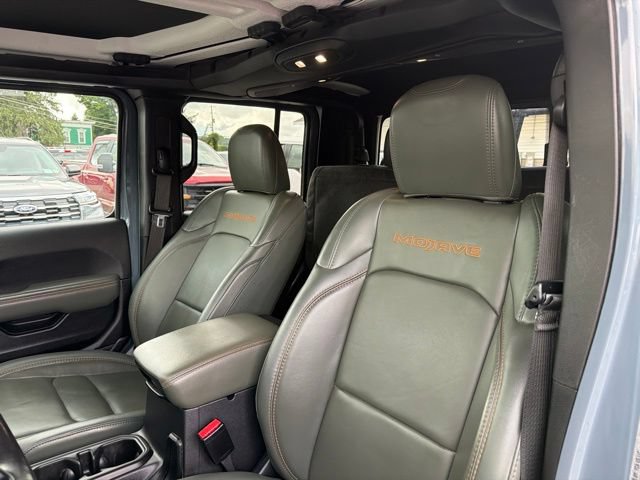 Used 2024 Jeep Gladiator Mojave AWD/4WD image 19