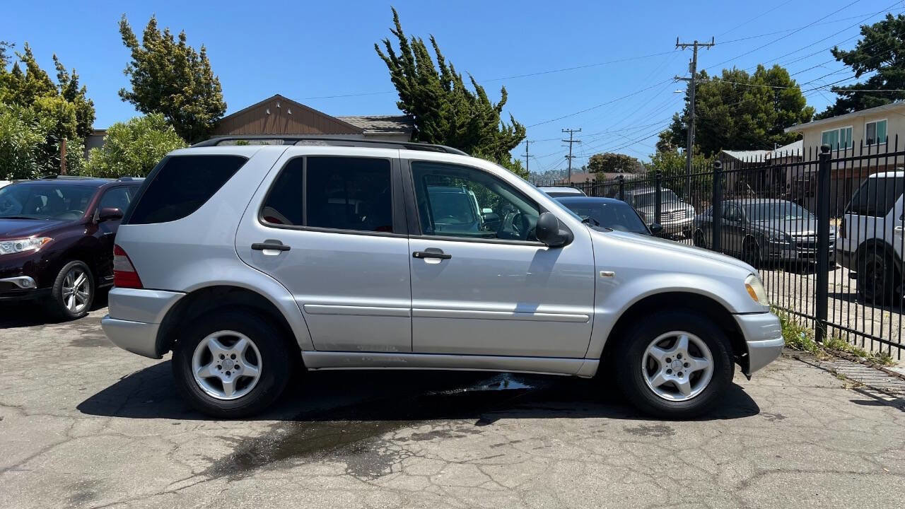 Used 1999 Mercedes-Benz ML 320 4MATIC image 8