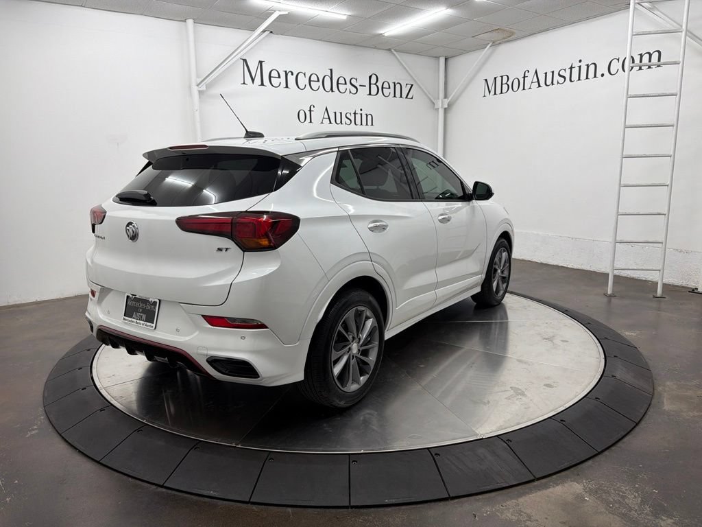 Used 2020 Buick Encore GX Essence w/ Experience Buick Package FWD image 7