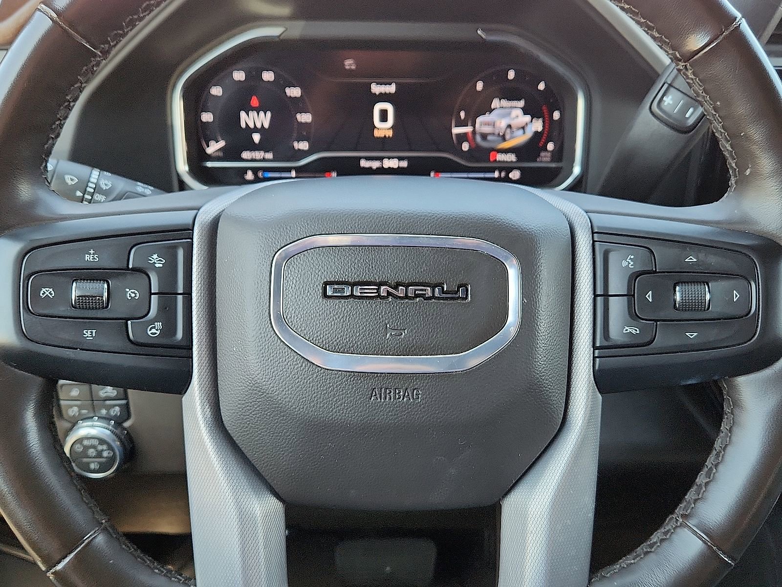 Used 2024 GMC Sierra 2500 Denali w/ Denali Reserve Package image 24