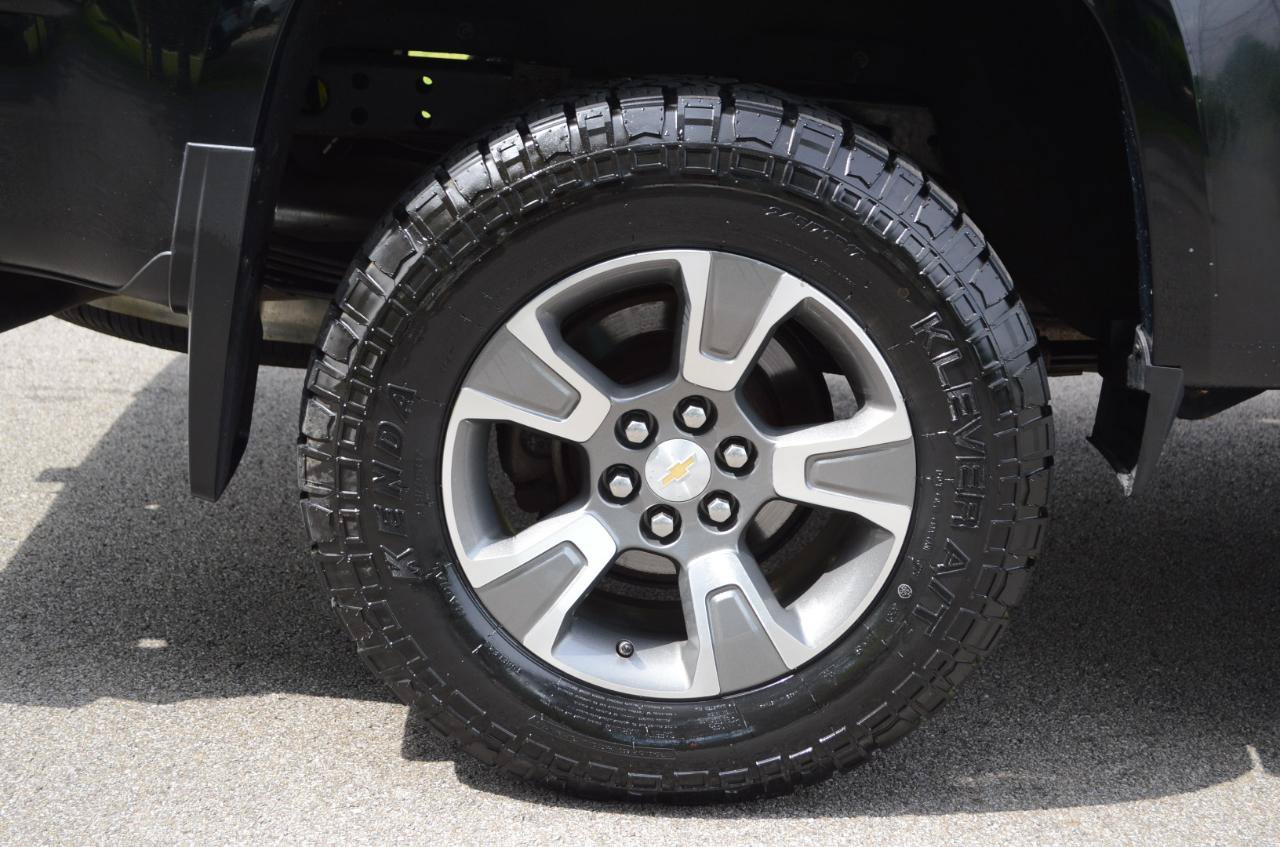 Used 2018 Chevrolet Colorado Z71 AWD/4WD image 11