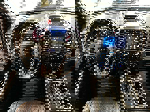 Used 2018 Ford F150 Raptor w/ Equipment Group 802A Luxury image 11