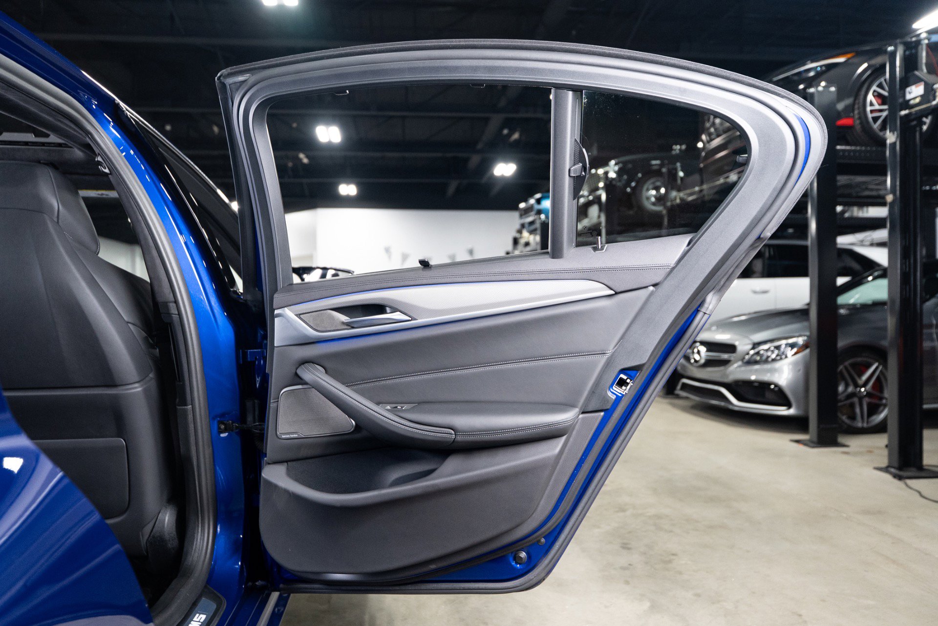 Used 2019 BMW M5 w/ Executive Package image 61