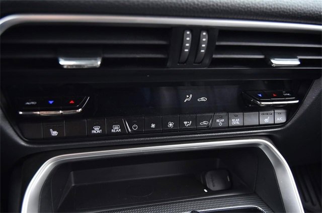 Used 2024 MAZDA CX-90 3.3 Turbo w/ Preferred Plus image 16