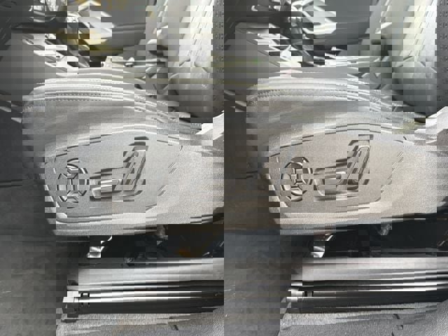 Used 2024 Audi Q3 2.0T Premium image 27