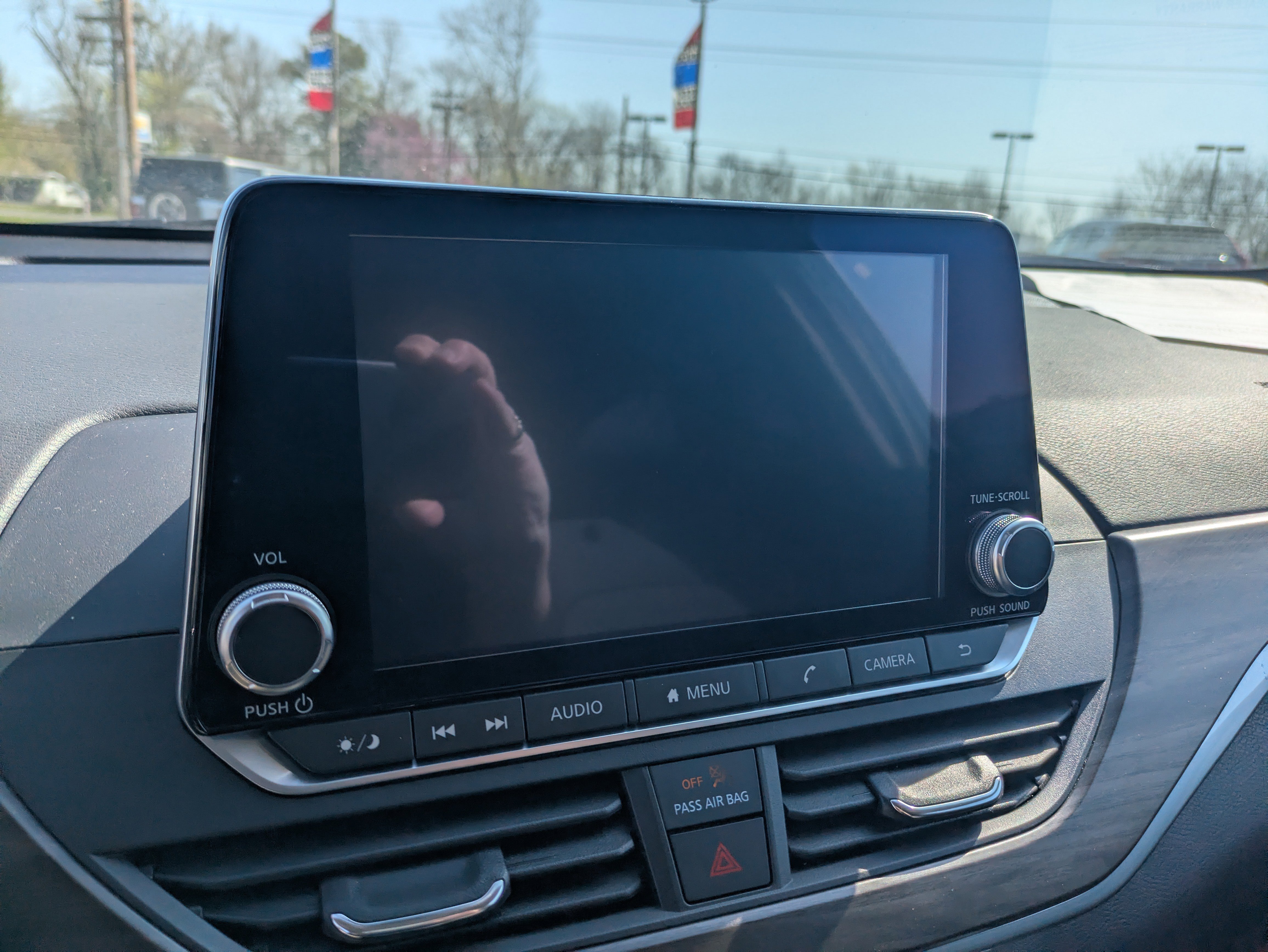 Used 2024 Nissan Altima 2.5 SV image 16