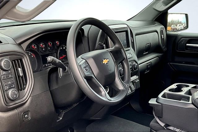 Used 2025 Chevrolet Silverado 1500 Custom image 17