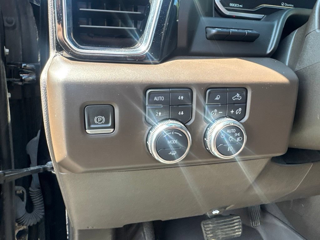 Used 2022 GMC Sierra 1500 Denali w/ Denali Reserve Package AWD/4WD image 17