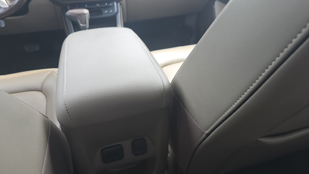 Used 2018 GMC Canyon SLT w/ Trailering Package AWD/4WD image 14