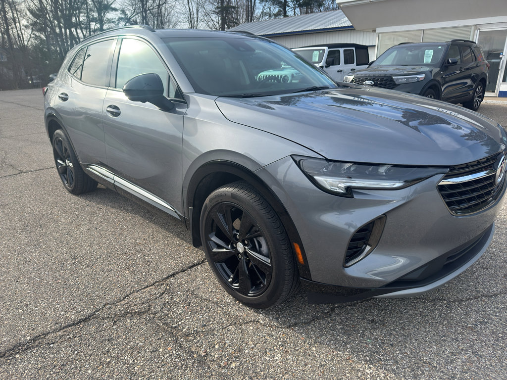 Used 2021 Buick Envision Essence w/ Technology Package I image 8