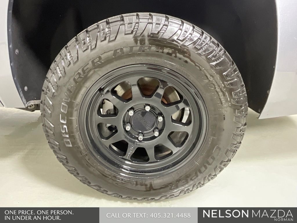 Used 2020 Chevrolet Suburban LT w/ Max Trailering Package RWD image 10
