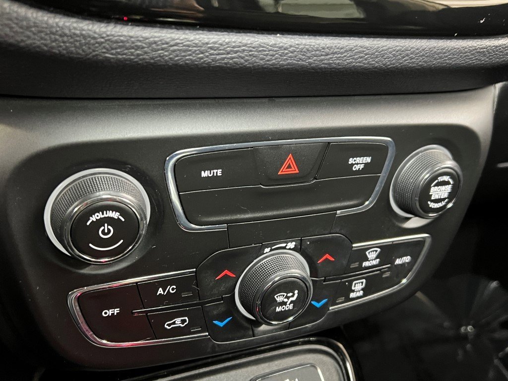 Certified 2021 Jeep Compass Latitude w/ Sun and Sound Group image 46