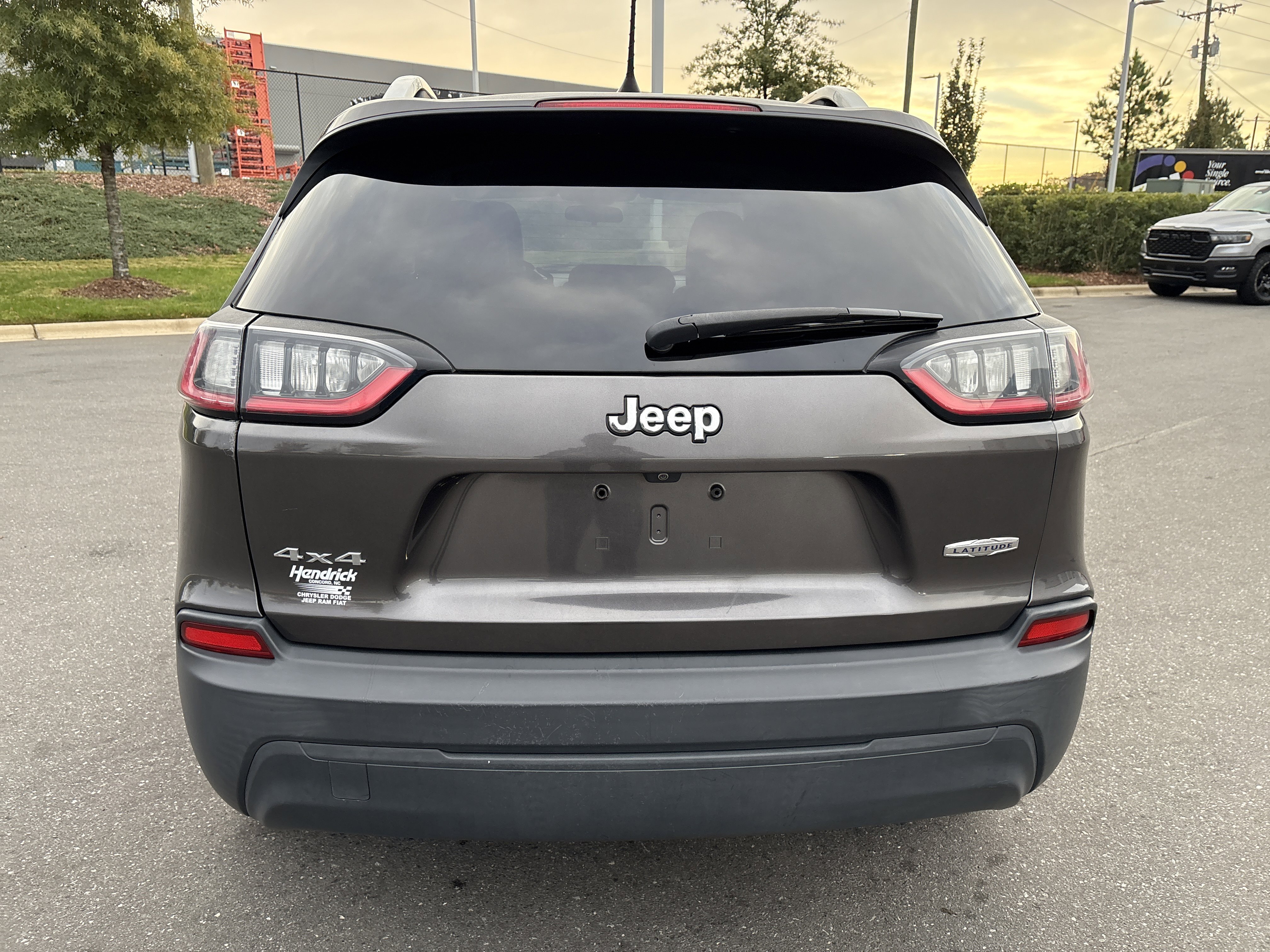 Used 2019 Jeep Cherokee Latitude Plus image 8