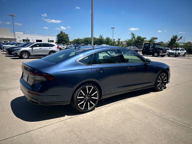 Used 2025 Honda Accord Touring image 5
