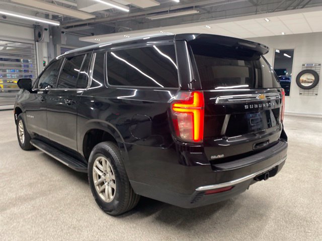 Used 2021 Chevrolet Suburban LT AWD/4WD image 7