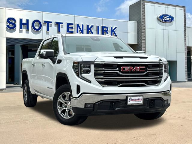 Used 2025 GMC Sierra 1500 SLT image 1