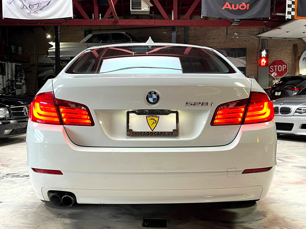 Used 2013 BMW 528i Sedan RWD image 8