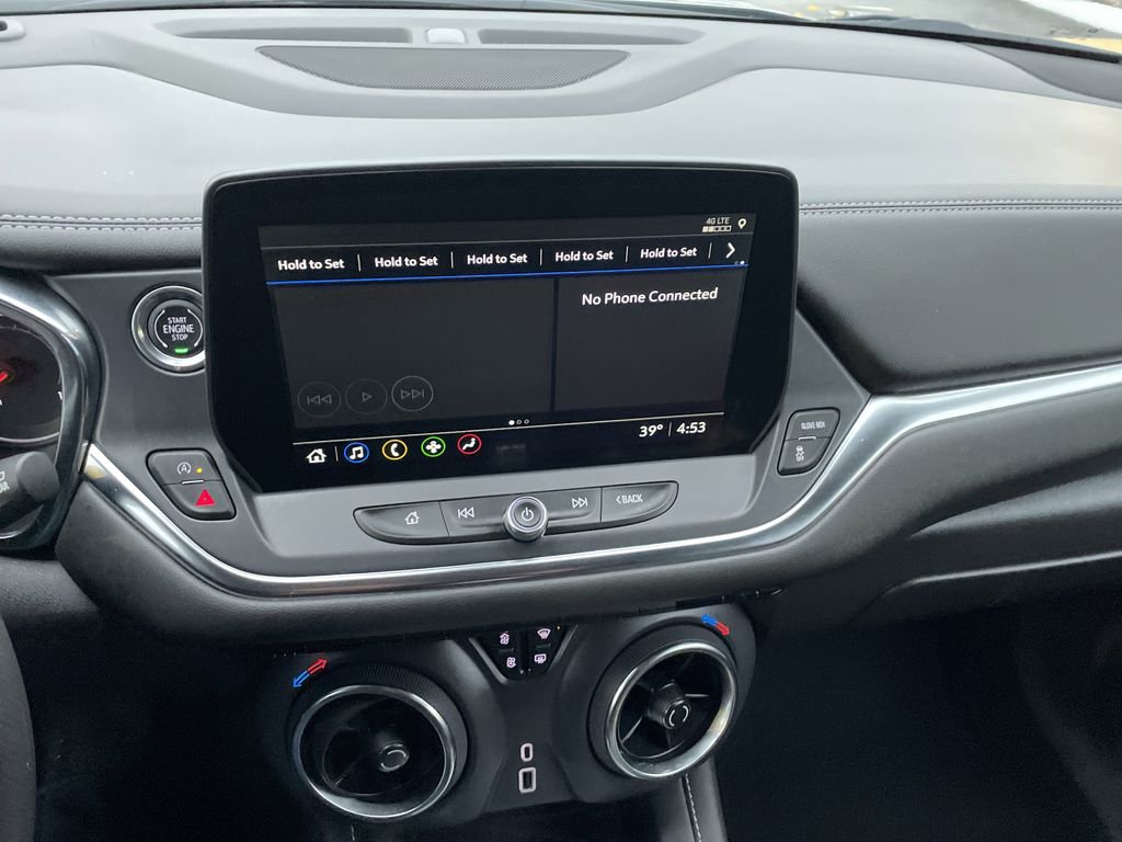 Used 2025 Chevrolet Blazer LT image 18