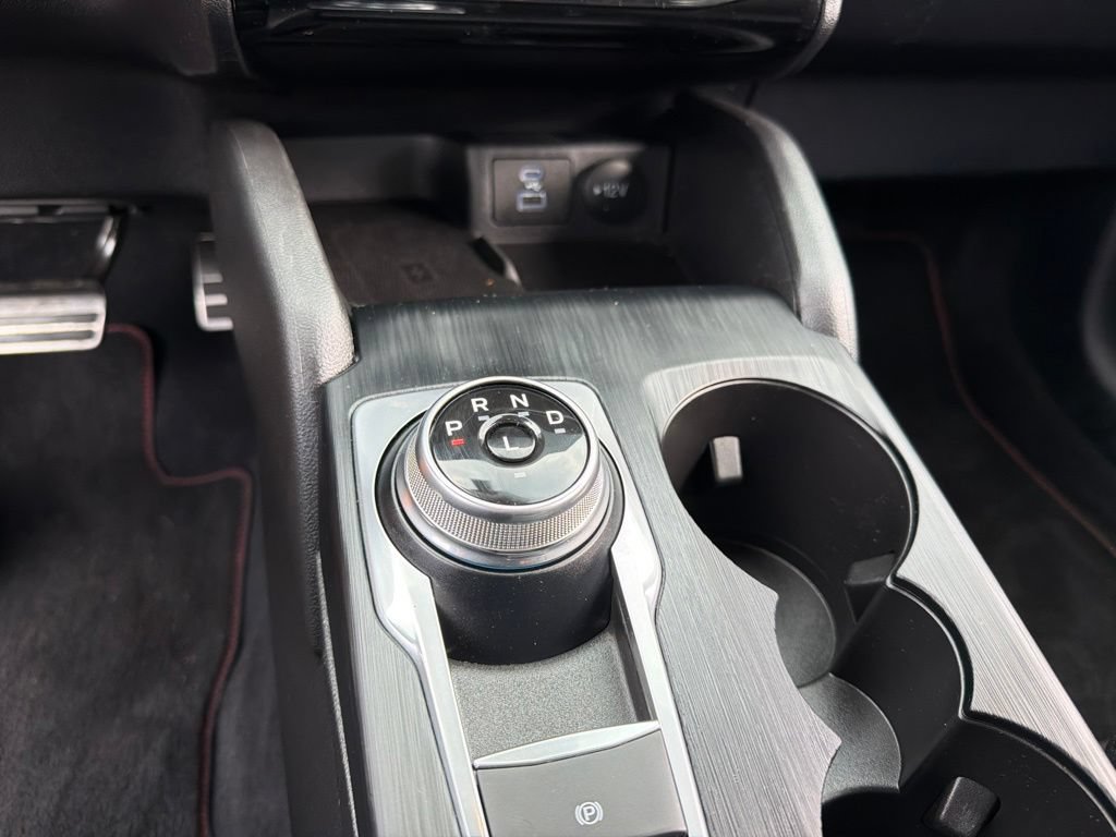 Used 2023 Ford Escape ST-Line Elite w/ Premium Technology Package AWD/4WD image 14