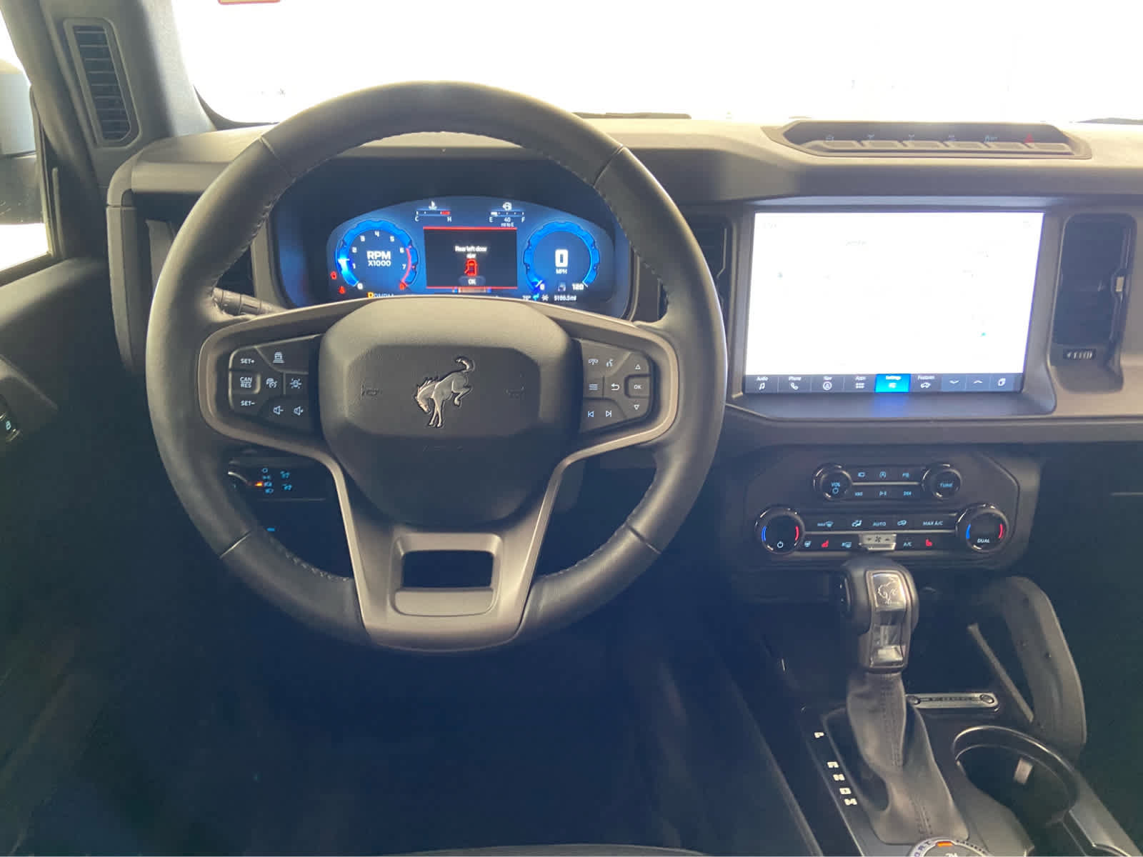 Used 2025 Ford Bronco Badlands AWD/4WD image 21